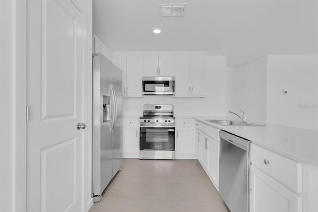 Building Photo - 5540 Sapote Ct