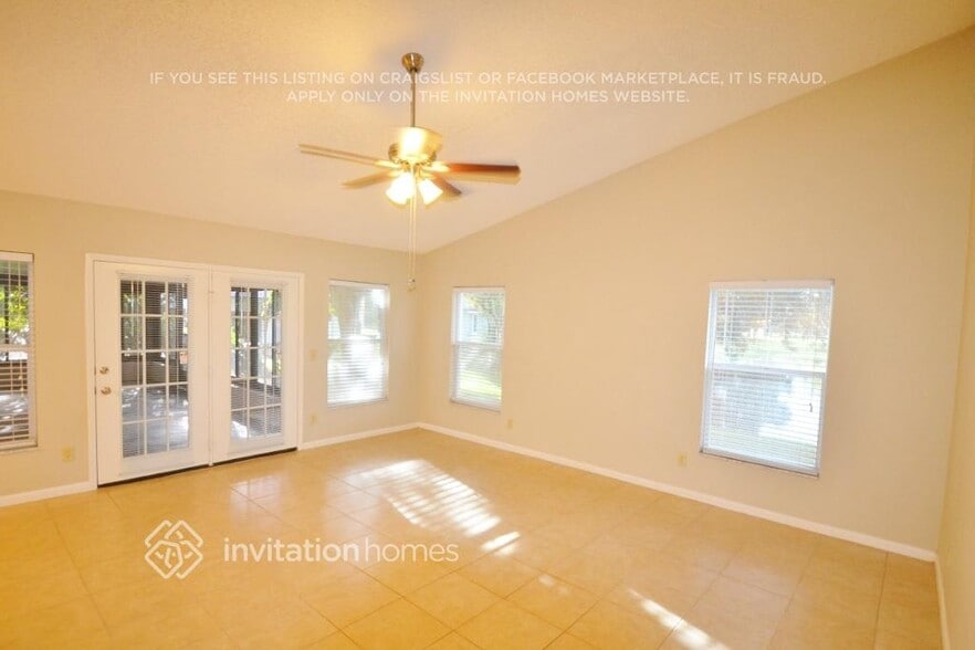 Building Photo - 10323 Ashley Oaks Dr