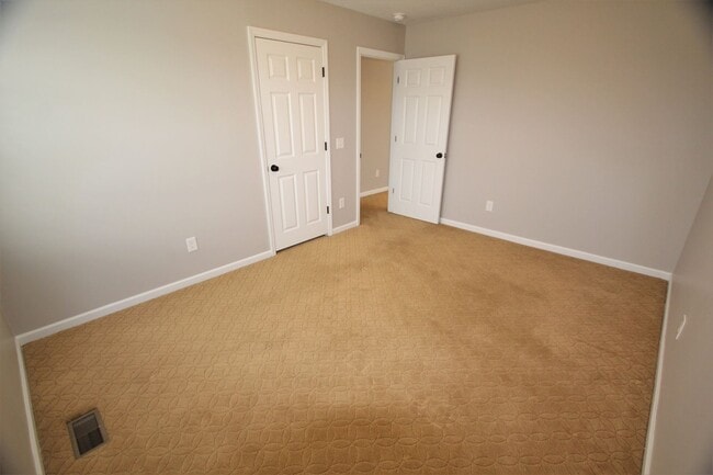 Building Photo - 3 Bedroom - Dublin