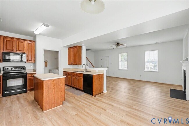 Building Photo - 5412 Huntington Ave