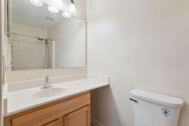 Building Photo - 2907 Holly Berry Ct