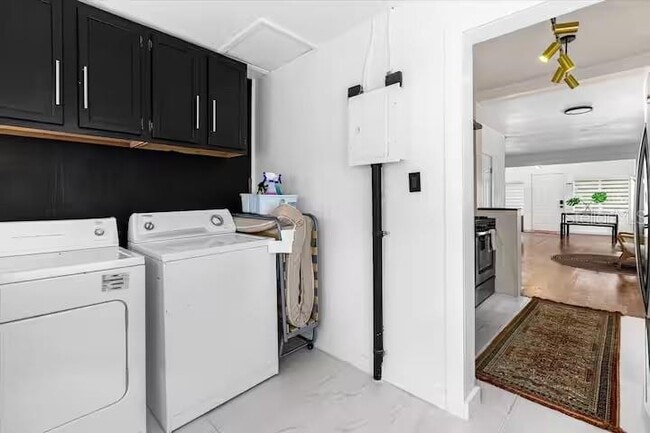 Building Photo - 1916 Garvin St