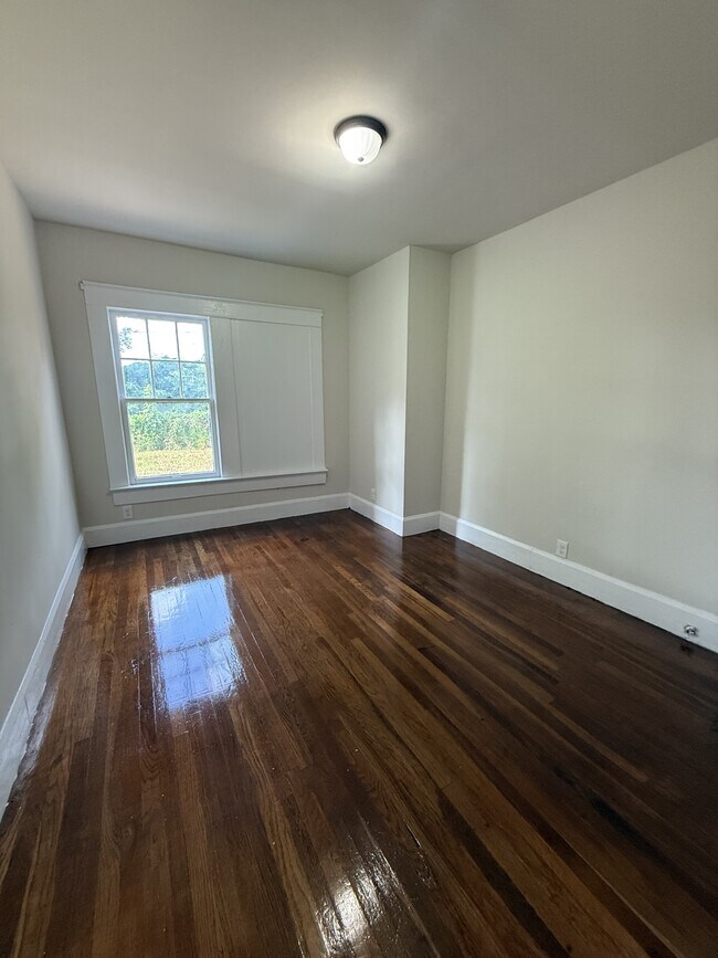 Building Photo - 1853 Princeton Ave SW