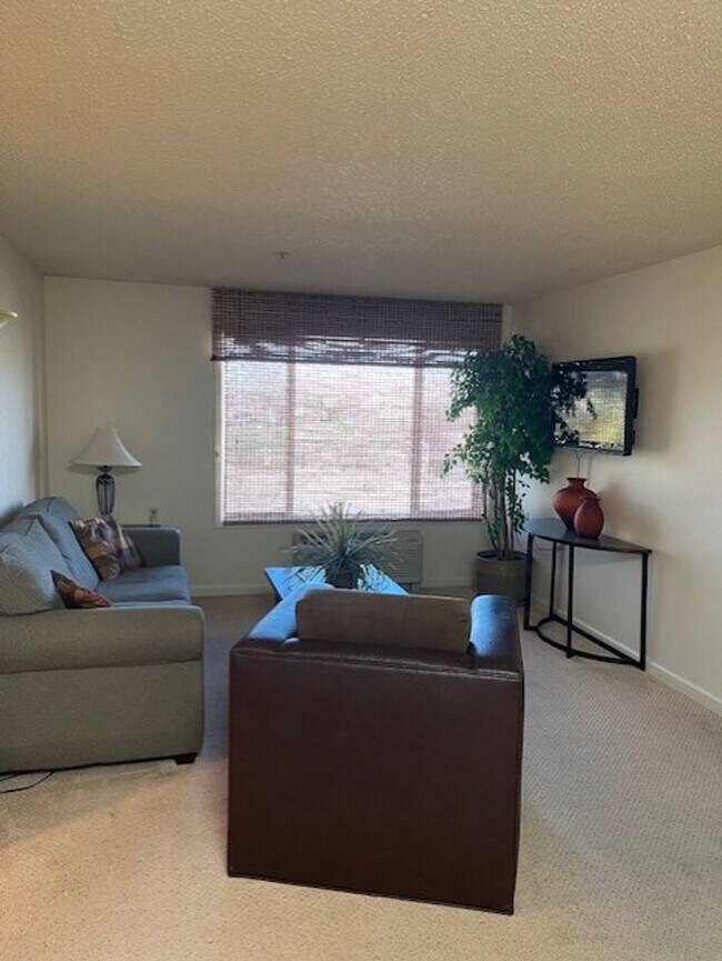 Building Photo - Highland Estates Resorts