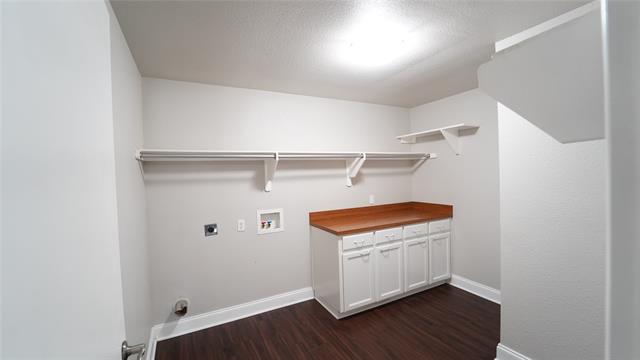 Building Photo - 313 E Columbia St