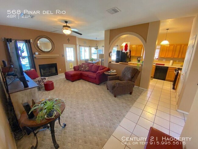 Building Photo - 568 Pinar Del Rio Dr