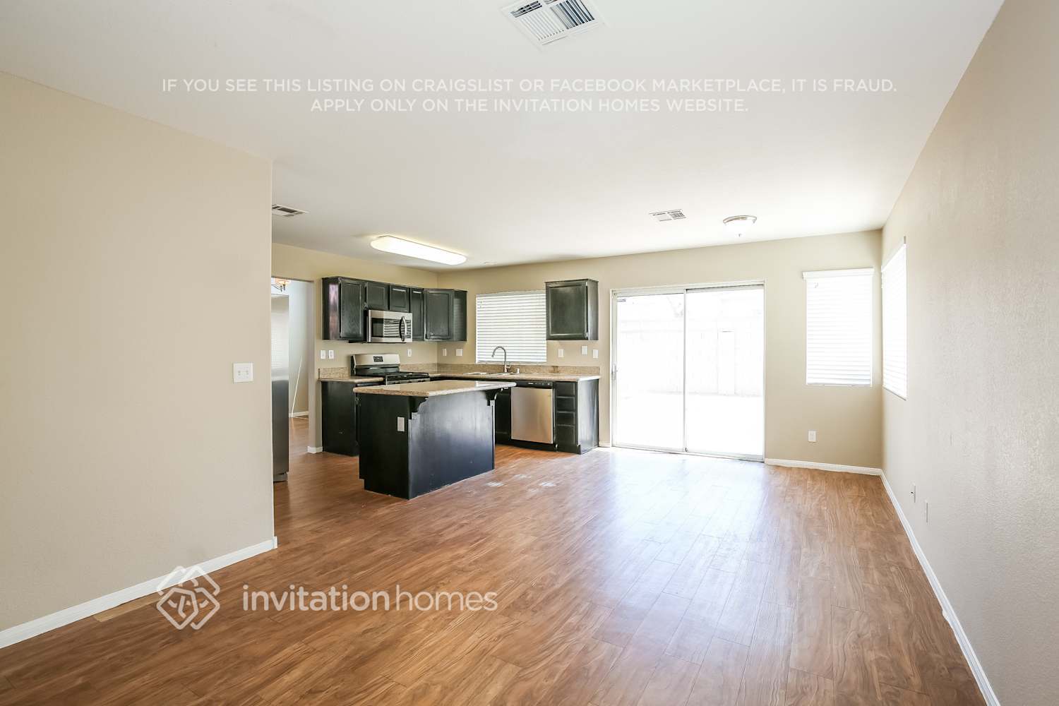Building Photo - 7413 Sunspot Dr