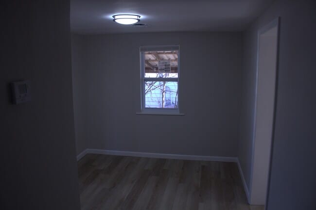 Building Photo - 9430 Echo Ln