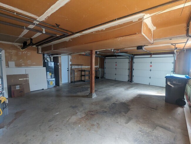 Building Photo - Central Kitsap Home in Prime Location