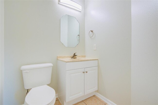 Building Photo - 802 Childers Ct