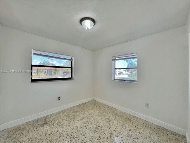 Building Photo - 2460 NW 179th St
