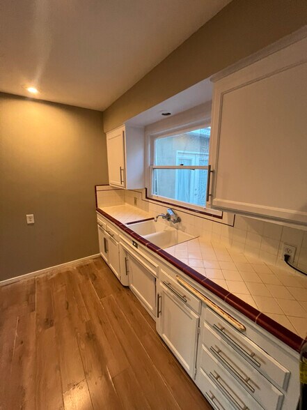 Building Photo - 6814 Waite Dr