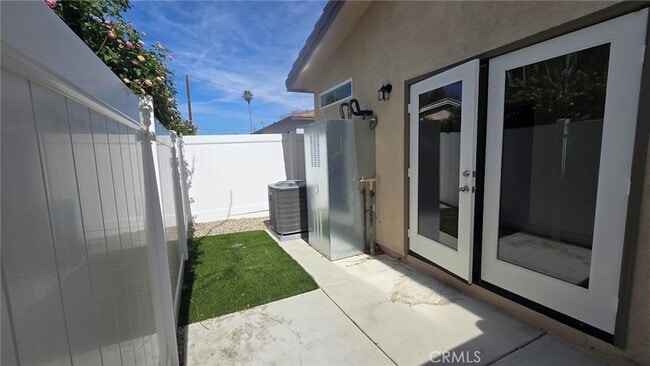 Building Photo - 9388 Olive St