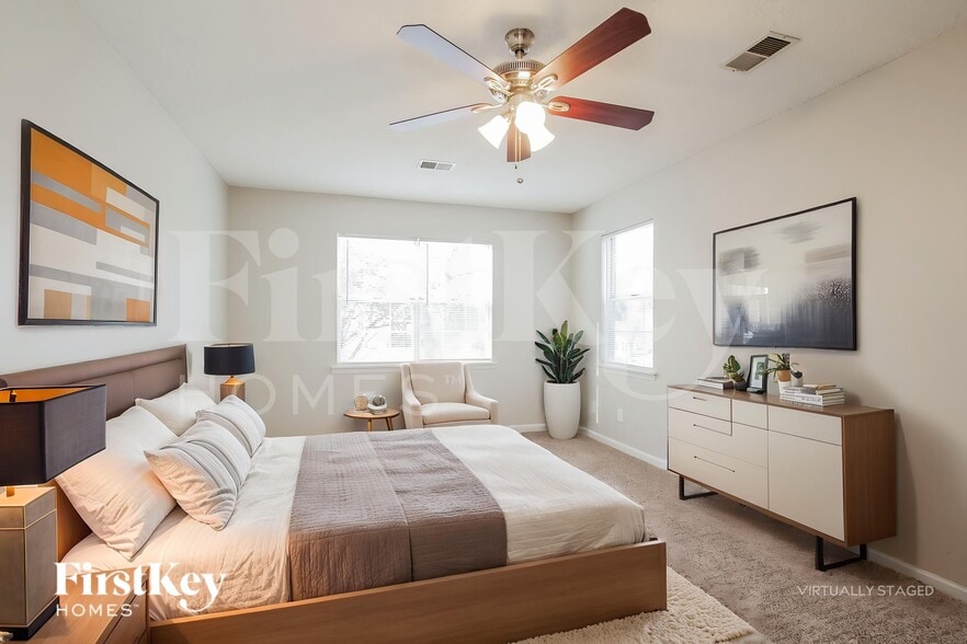 Building Photo - 6904 Passeres Ct