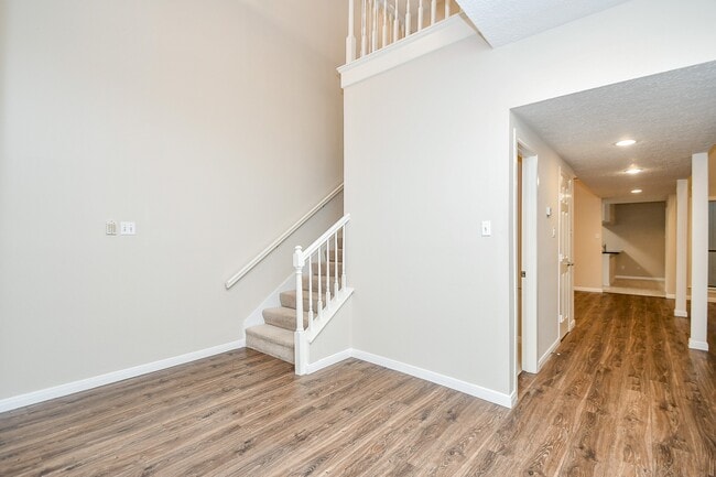Building Photo - 9625 Bayou Brook St