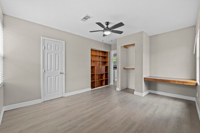 Building Photo - 5309 Perry Ave