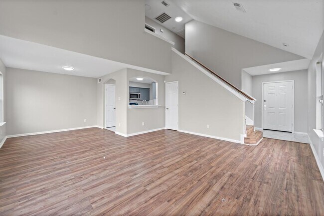 Building Photo - 7103 Biton Dr