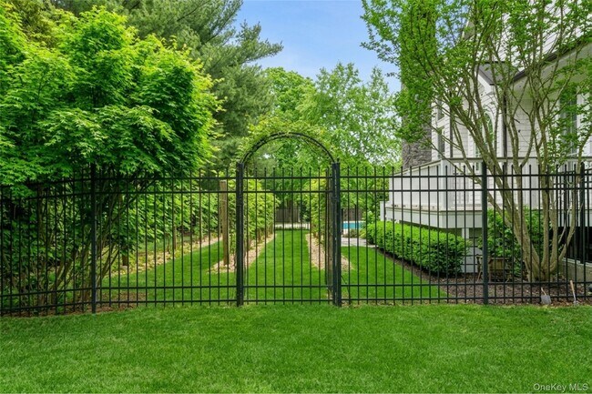 Building Photo - 15 Carter Rd