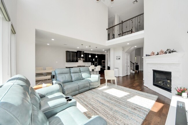 Building Photo - 2707 Brighton Willow Way