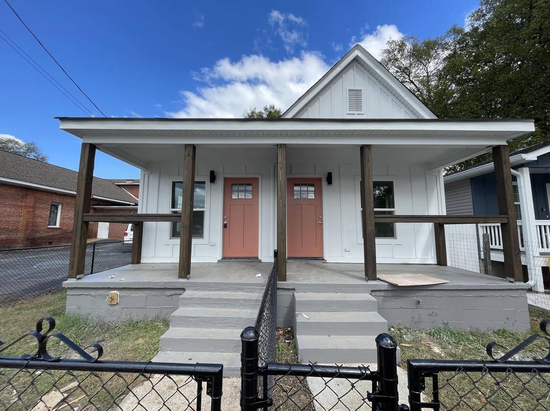 Building Photo - 1131 Garfield St