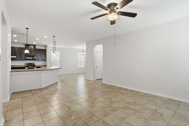 Building Photo - Single-Story Solar-Powered Home Near Braunig Lake – Comfortable & Convenient!