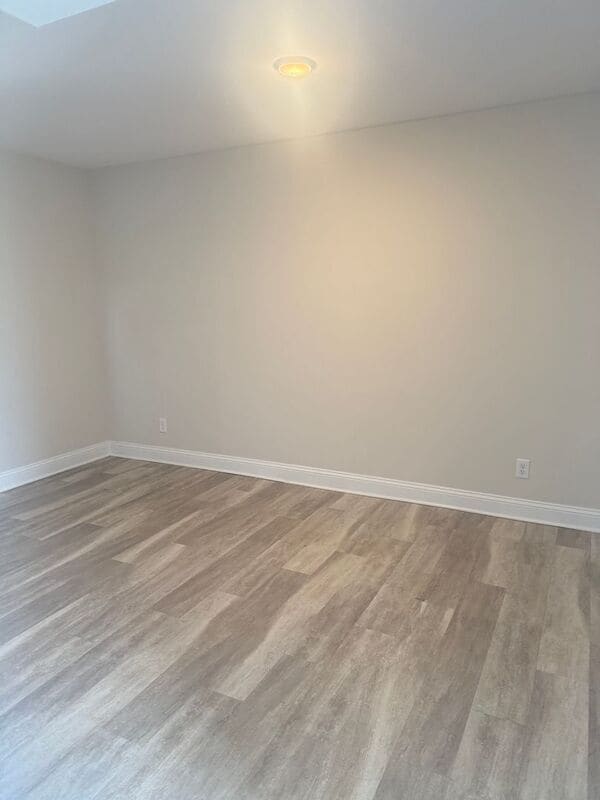 Building Photo - 1000 Monticello Rd