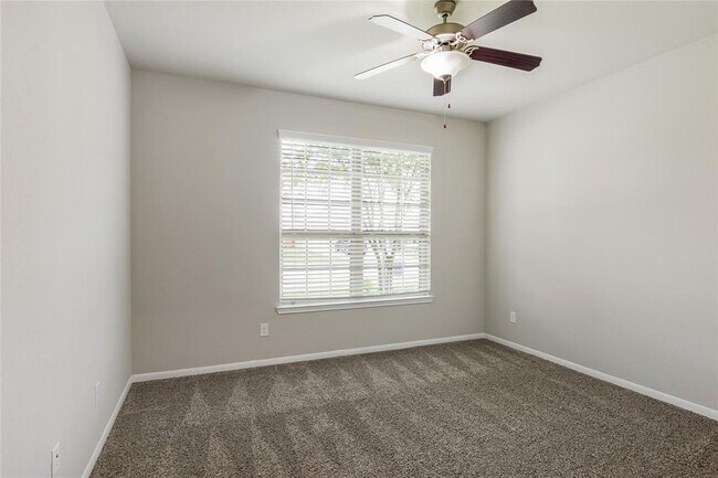 Building Photo - 30815 Berkshire Downs Dr