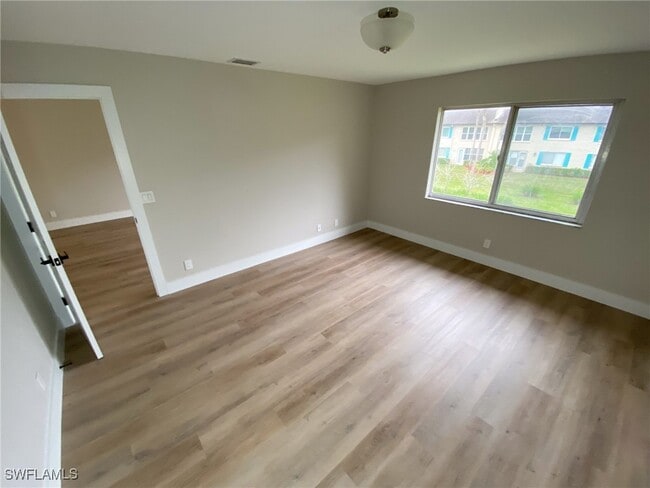 Building Photo - 4180 Looking Glass Ln