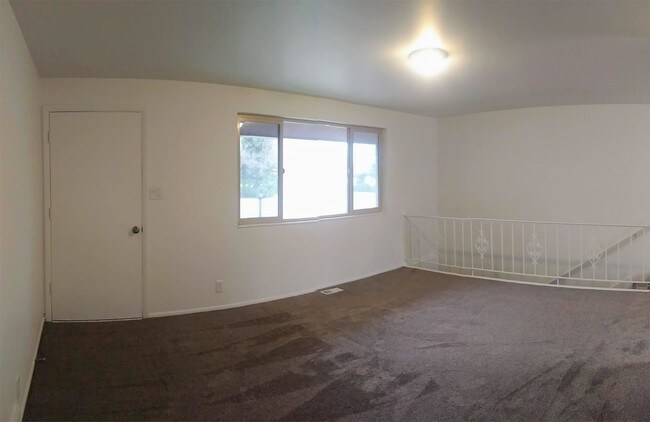 Building Photo - 511 N 200 E