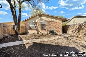 Building Photo - 308 E Cheryl Dr
