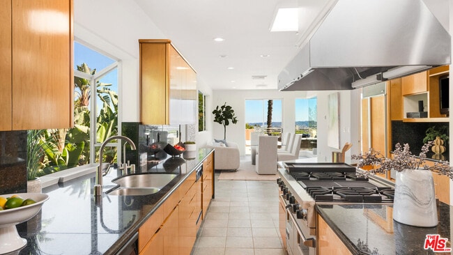 Building Photo - 816 Monte Leon Dr