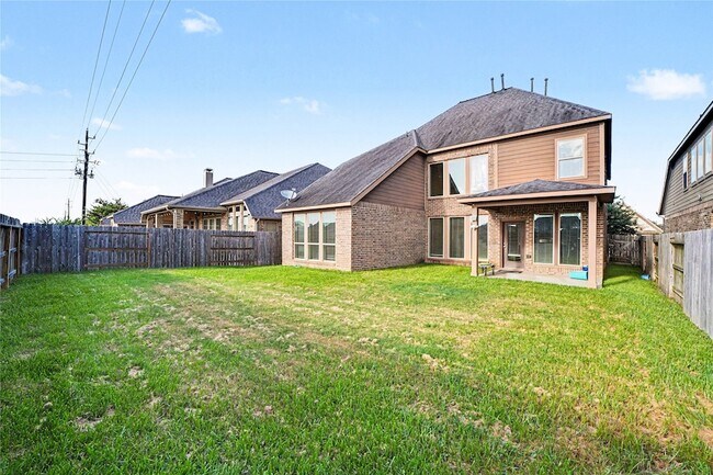 Building Photo - 2310 Falcon Brook Dr