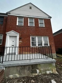 Building Photo - Glen Keith Blvd