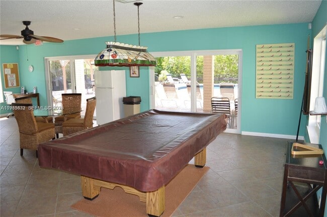 Building Photo - 9 NE 19th Ct