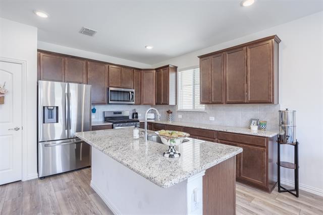 Building Photo - 1104 Elijah Dr