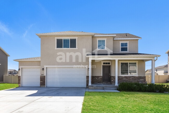 Building Photo - 301 N Gibbons Ln