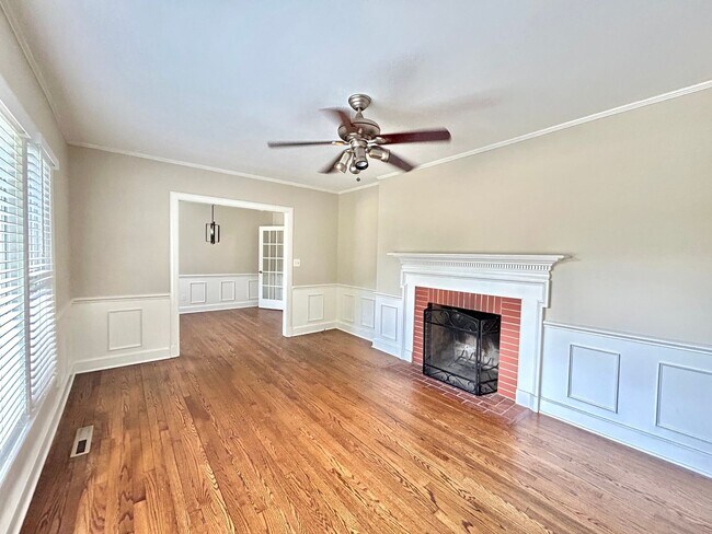 Building Photo - 766 Timber Ln