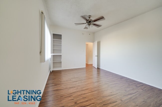 Building Photo - 1325 N Harvard Blvd