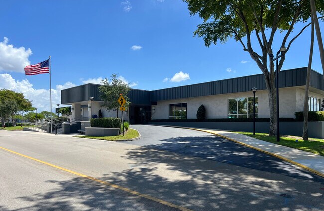 Building Photo - 938 Normandy Trail