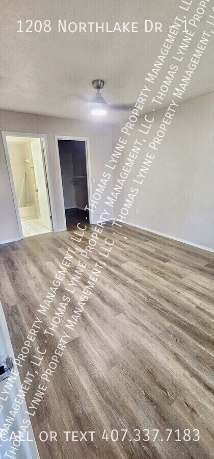 Building Photo - 1208 Northlake Dr