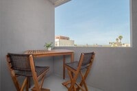 Building Photo - APARTMENT