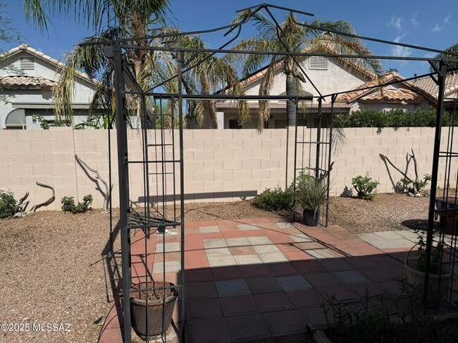 Building Photo - 12213 N Makayla Canyon Dr