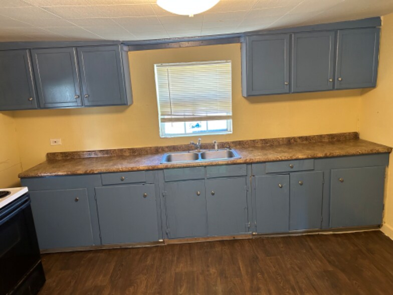 Building Photo - 507 Houston St