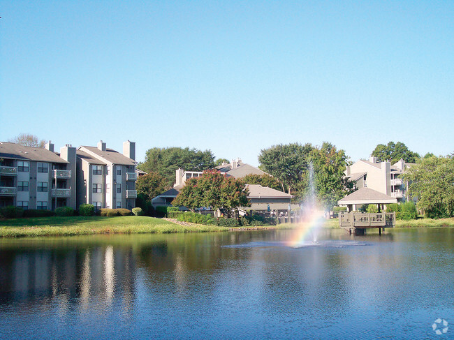 Building Photo - Amber Lake