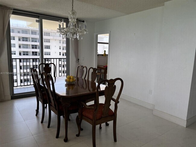 Building Photo - 9273 Collins Ave