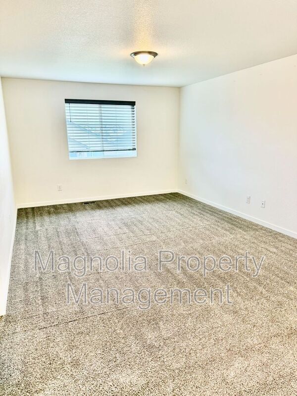 Building Photo - 3333 Bright Moon Dr