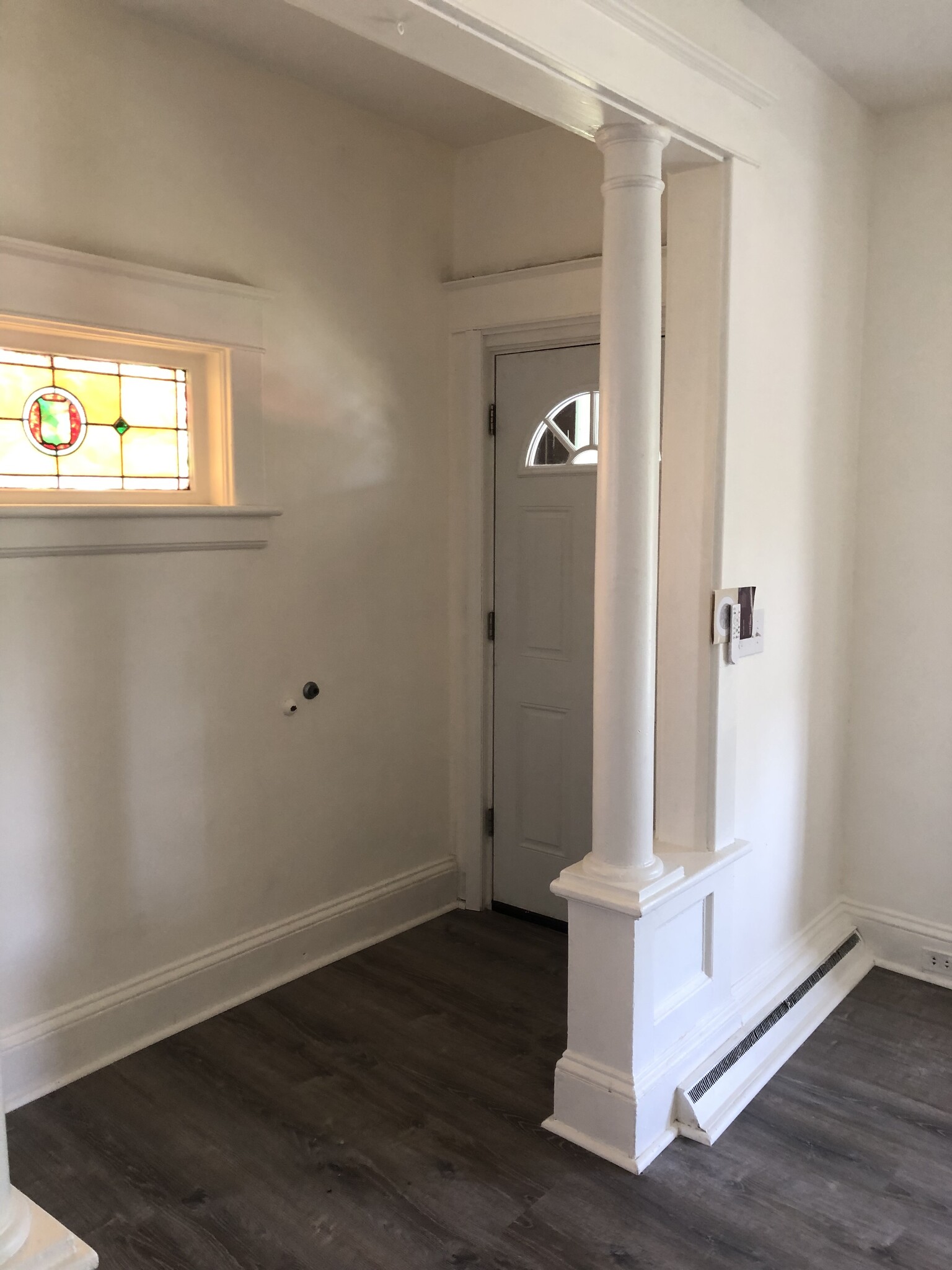 Entrance - 282 Yates St