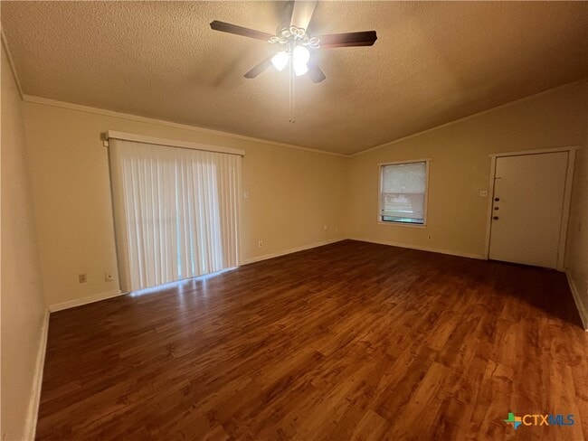 Building Photo - 1524 Shannon Cir