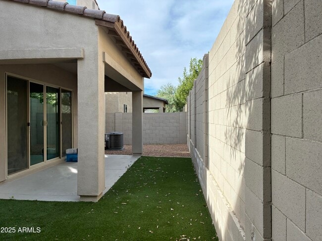 Building Photo - 6516 East Michigan Ave