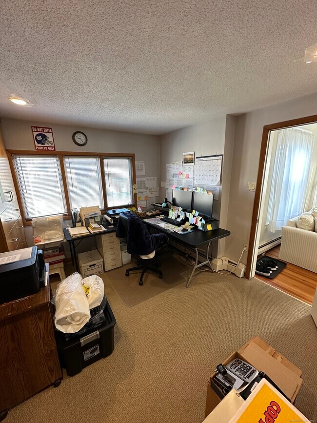 Building Photo - 220 Elliott Ave